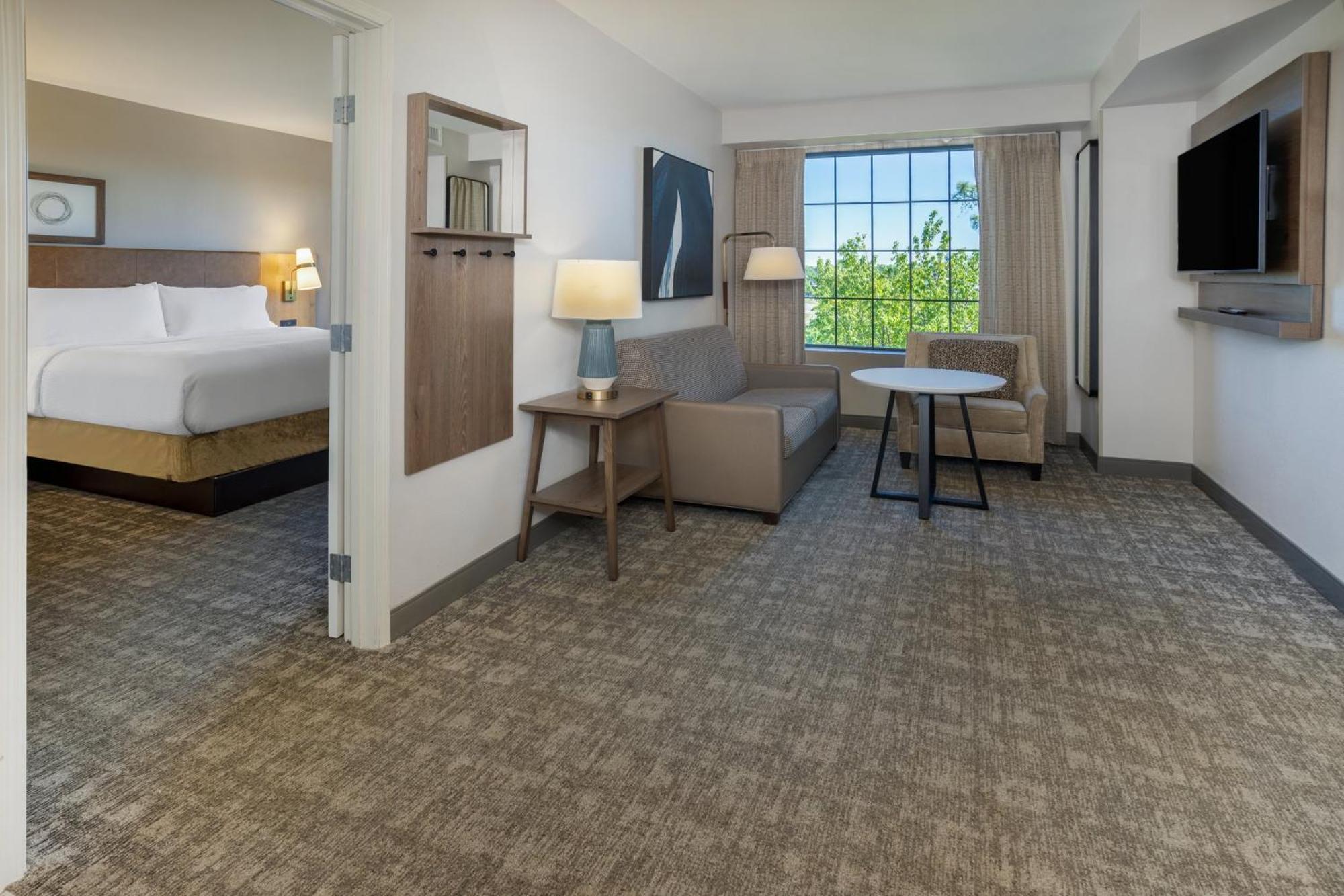 Staybridge East By Ihg