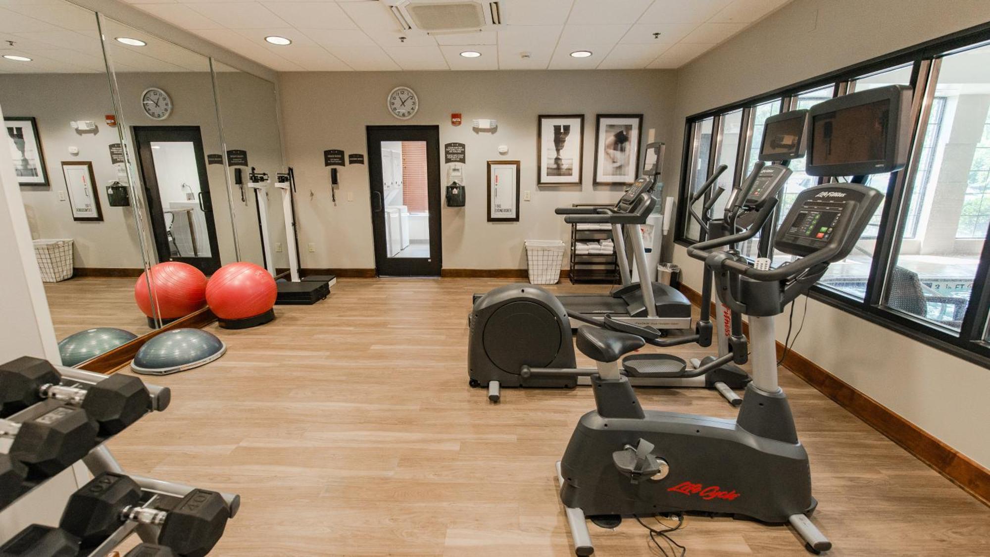 Staybridge East By Ihg 3*