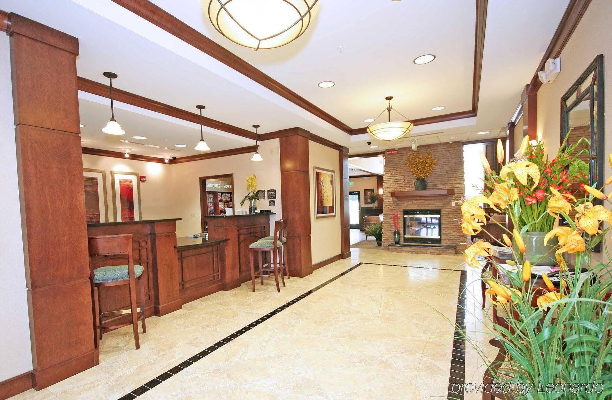 Staybridge East By Ihg Hotel 3*