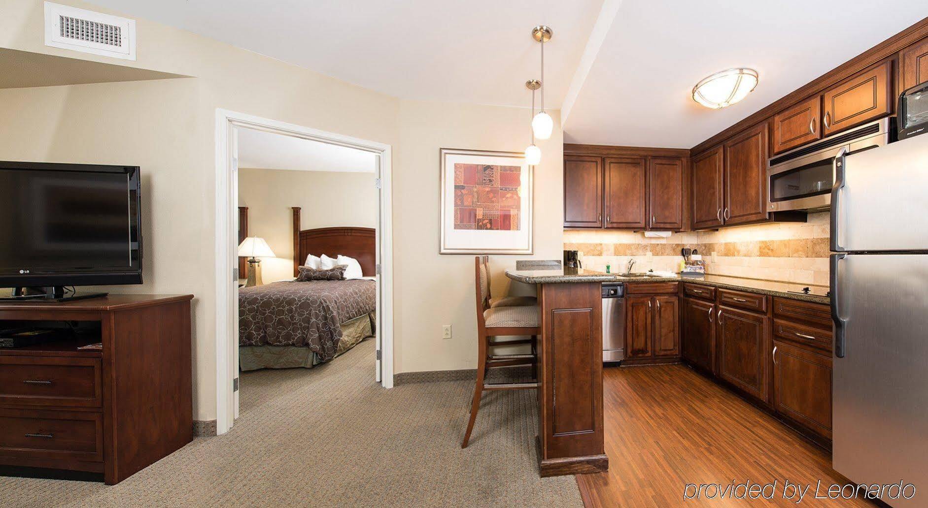 Staybridge East By Ihg Wilmington